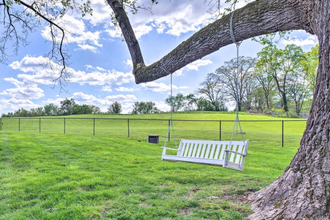 Grand Lafollette Home With View And Covered Patio! La Follette Bagian luar foto